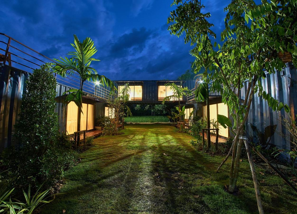 Hotel Hiddenbox Nakhon Nayok Esterno foto